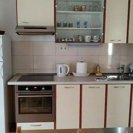 Kate Apartment