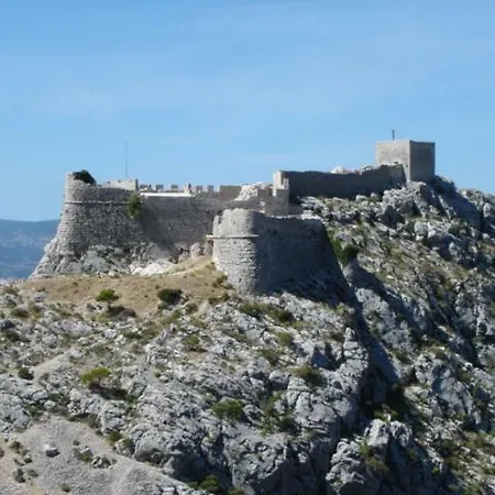 Kate Apartman Omiš